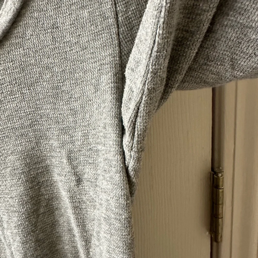 PINK Victoria's Secret Heather Gray Long Sleeve Top